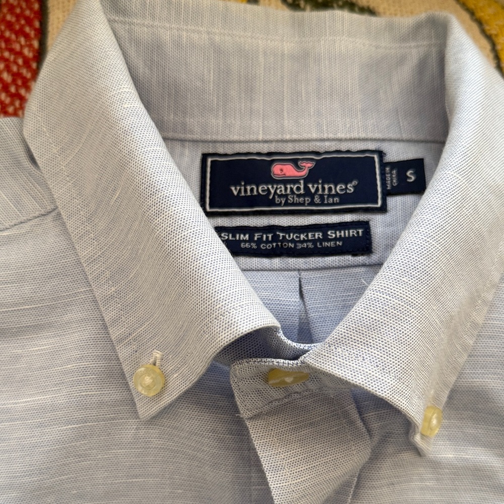 Vineyard Vines Men's Casual Light Blue Button Down Tucker Shirt